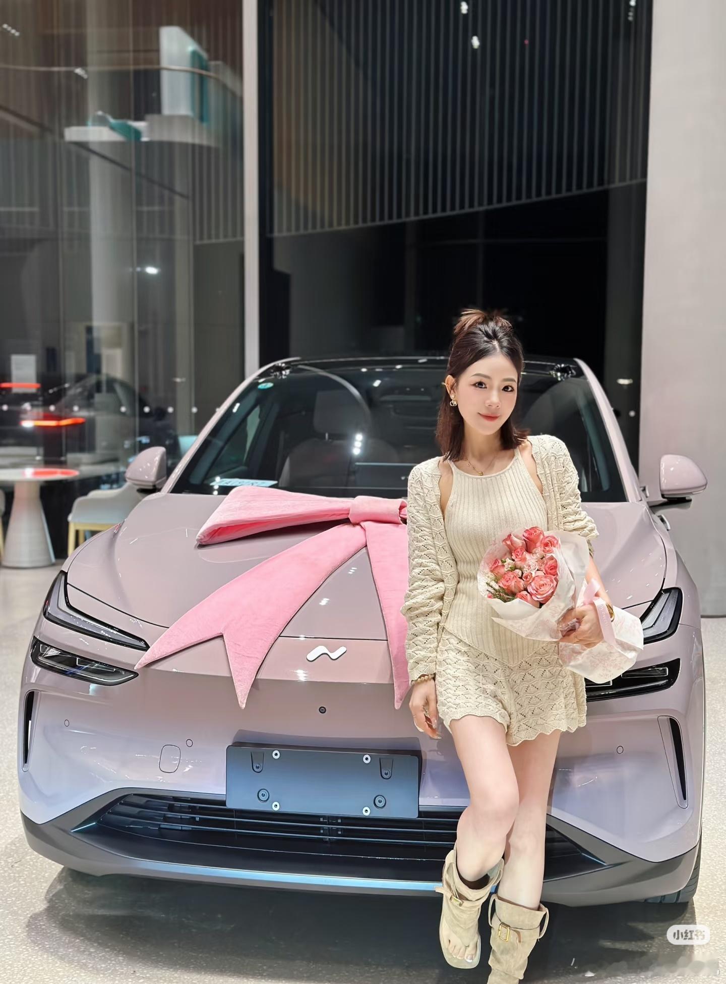 终于轮到我的乐道L60提车了啦🚘：提车日记我的乐道L60紫霞仙紫💟(紫内