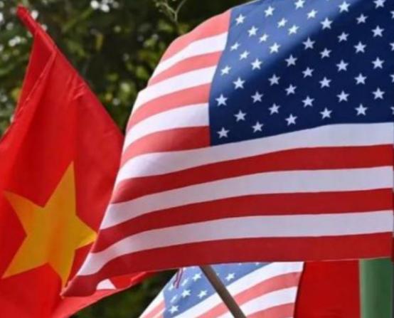 太气人了！中国帮越南抗法抗美砸进去几百亿美金、牺牲了多少好儿郎，结果它转头就对杀
