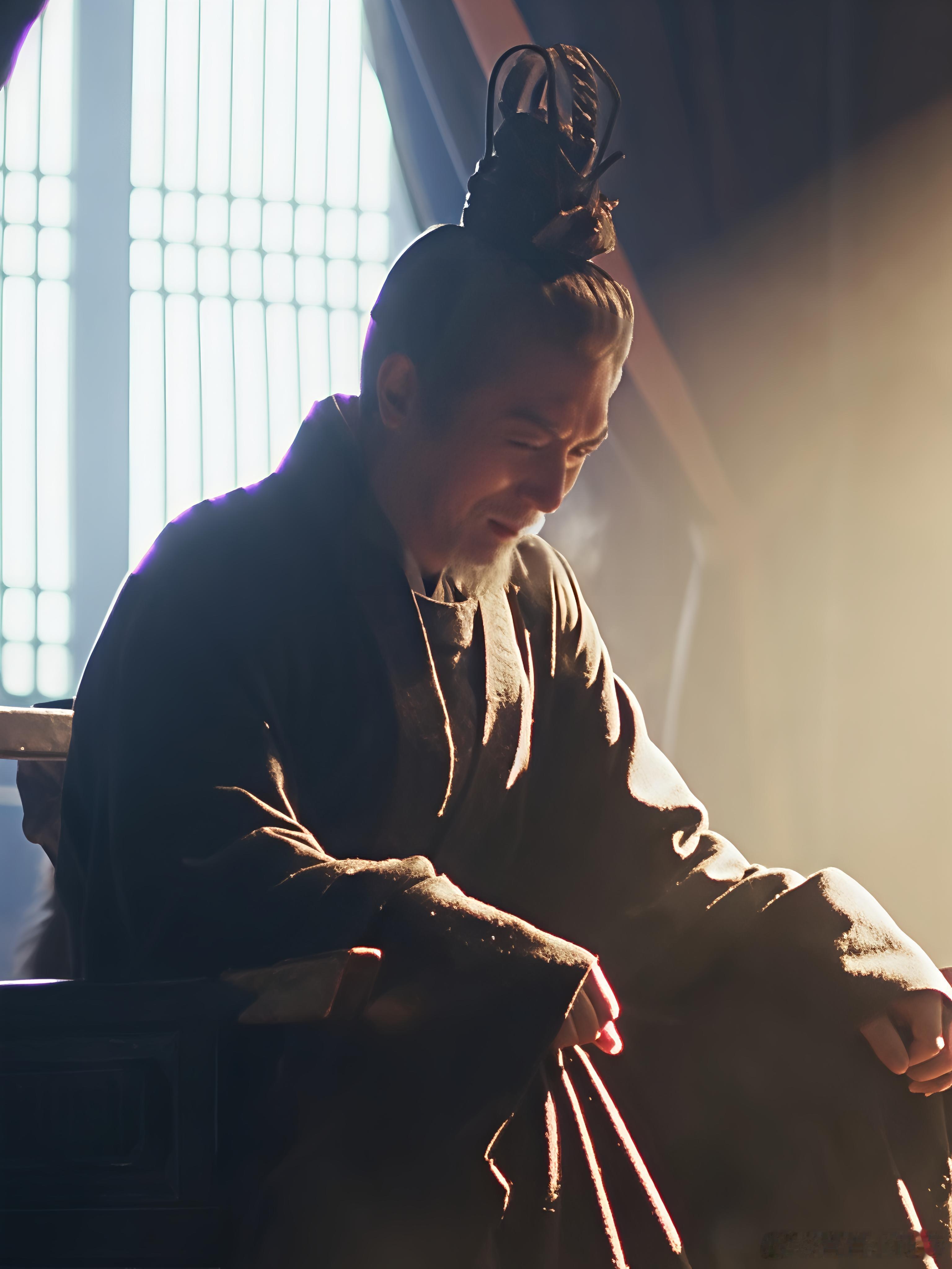 《逐玉》迎来大结局，樊长玉和谢征的“圆房戏”在正片里大幅删减，这让观众期待的情感