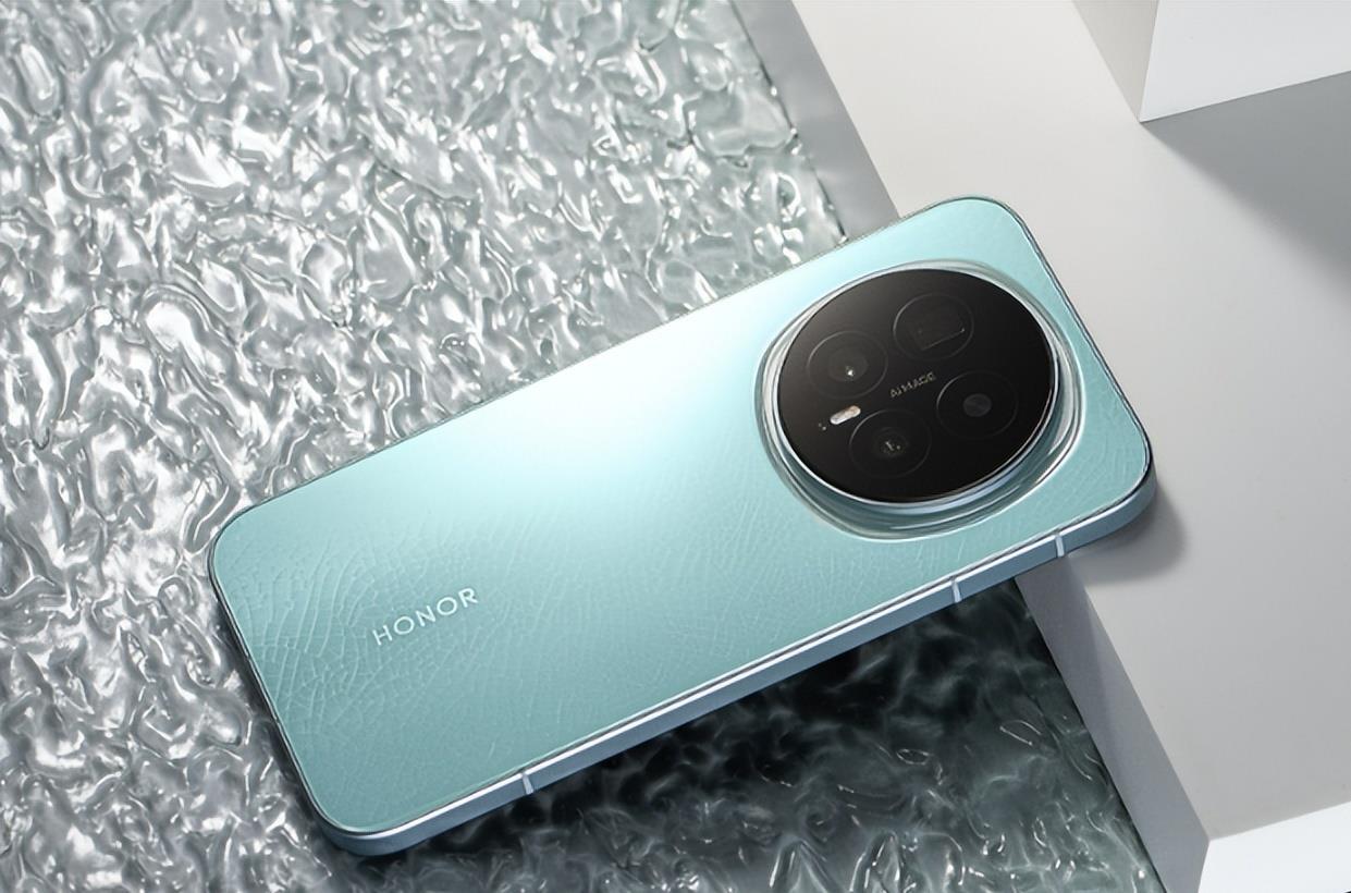 3799元抄底！荣耀Magic8价格跳水7000mAh续航封神旗舰机一天