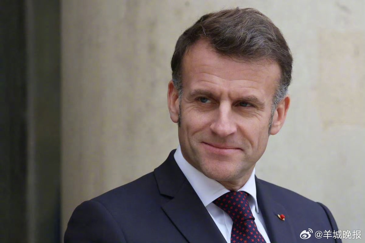 #马克龙下令增加核弹头数量#【#法国将增加核弹头数量#】法国总统马克龙2日在法国