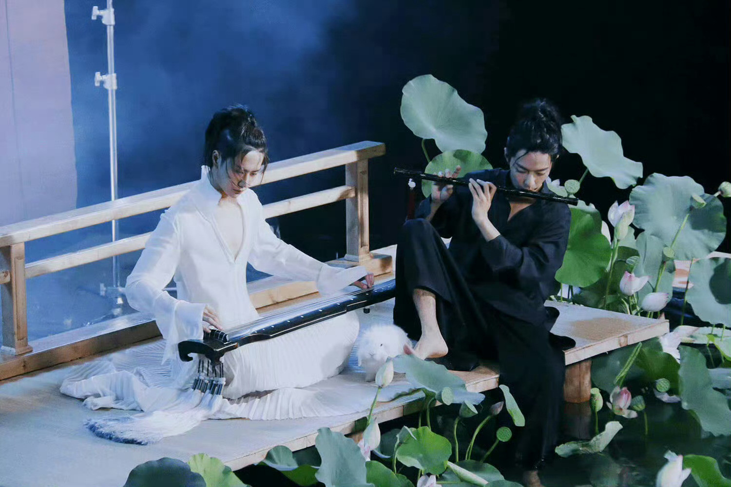 芭莎情侣双人刊上线六周年快乐！！博君一肖​​​