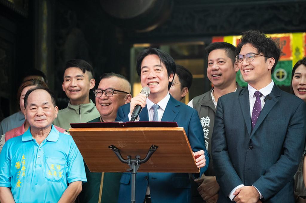 宫庙主委祝连任成功，赖清德非常兴奋，叶元之：客套话而已赖清德7月31日出席台北