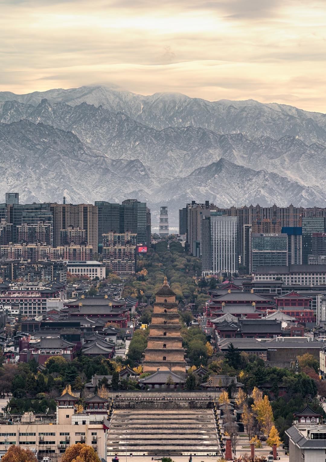 中轴线下，守望长安。秦岭初雪，