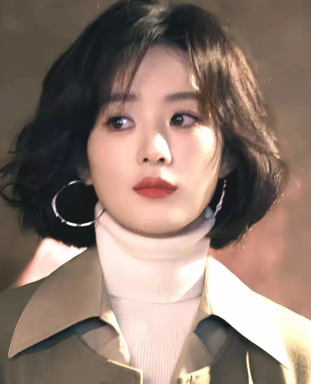 刚刚看到有人说内娱咖位最大的女演员是孙俪其他的几位，比如刘亦菲、杨紫、赵丽颖，