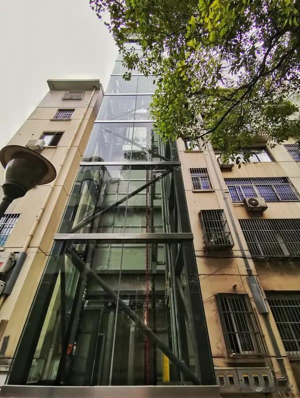 住老小区的朋友，这下真有“及时雨”了前两天，郑州住房公积金丢出一个重磅调