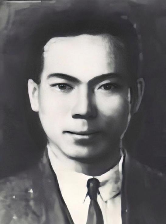 1927年，陈独秀长子陈延年惨遭杀害，还不让家人收尸。多年后，通过同志的绝笔遗书