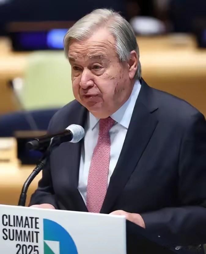 联合国起不到作用，那就解散吧！联合国都快撑不下去了，电梯停开、厕纸都省着用，