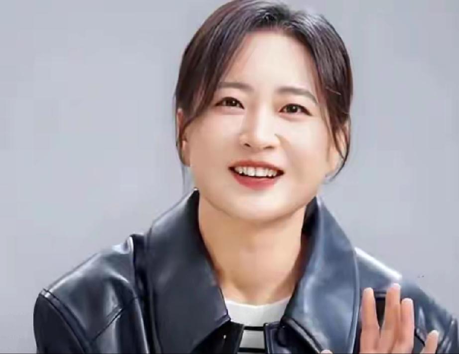 贾玲质问张小斐错失《功夫女足》试镜，张艺兴高情商救场笑翻全网周星