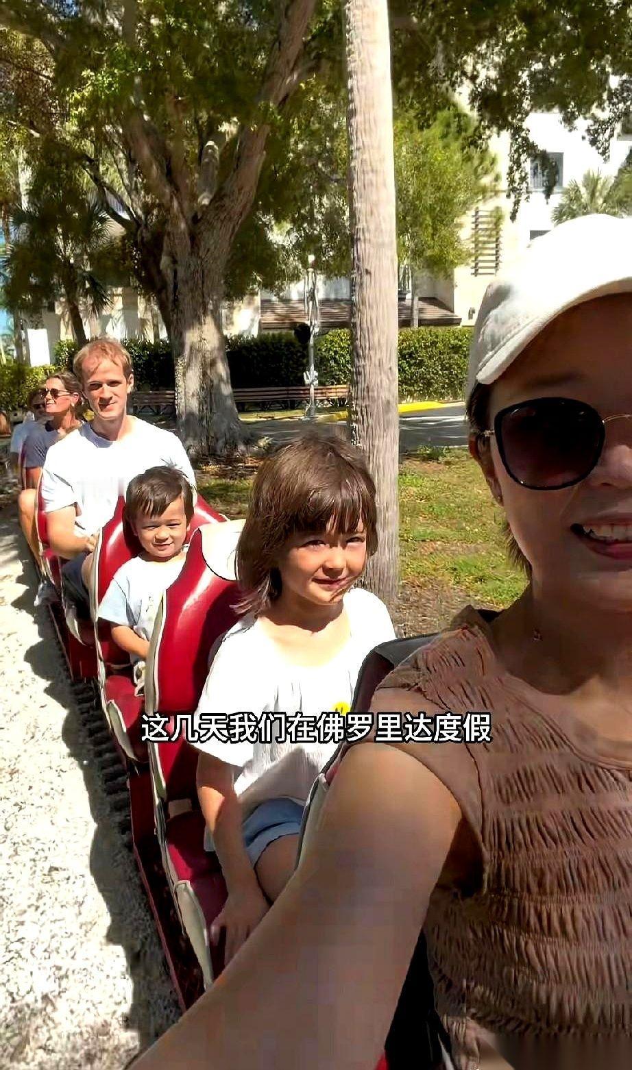 老说老外六亲不认,孩子大了就踹出门,老的只能孤零零去养老院。结果我刷到一个视频