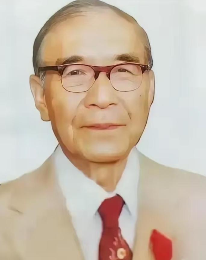 85岁的他喝迷糊了，把家里23岁的小保姆当成了自己老婆。保姆没有反抗，第二天，保