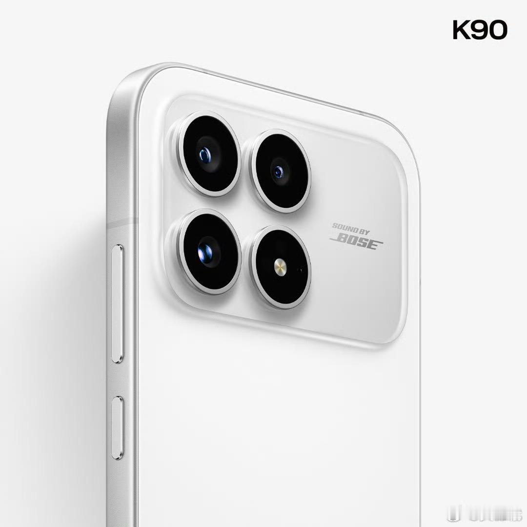 小米17真是输麻了，K90去掉右边的BOSE联名标志其实和米17长得一模一样。横