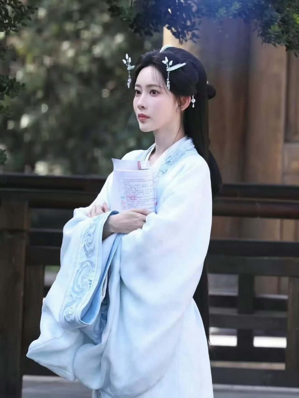 孟子义将门独后沈妙这扮相，我直接封神！好有宅斗气息的气质