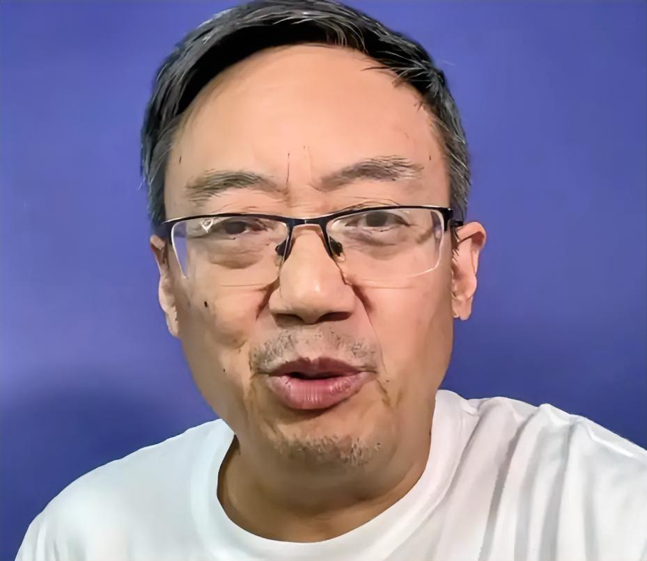 汤家凤9月29日发帖，提出一个发人深省的问题，“还记得当年有专家用各种经济理论论