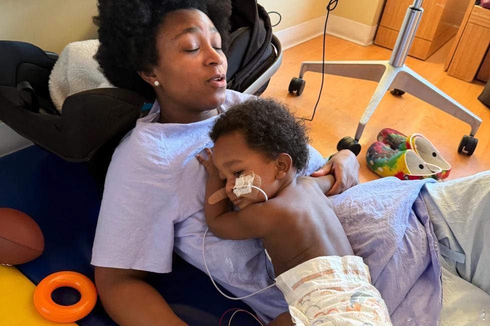 【美国婴儿在接触ByHeart配方奶粉后，仍在与婴儿肉毒杆菌中毒作斗争】[斩杀线