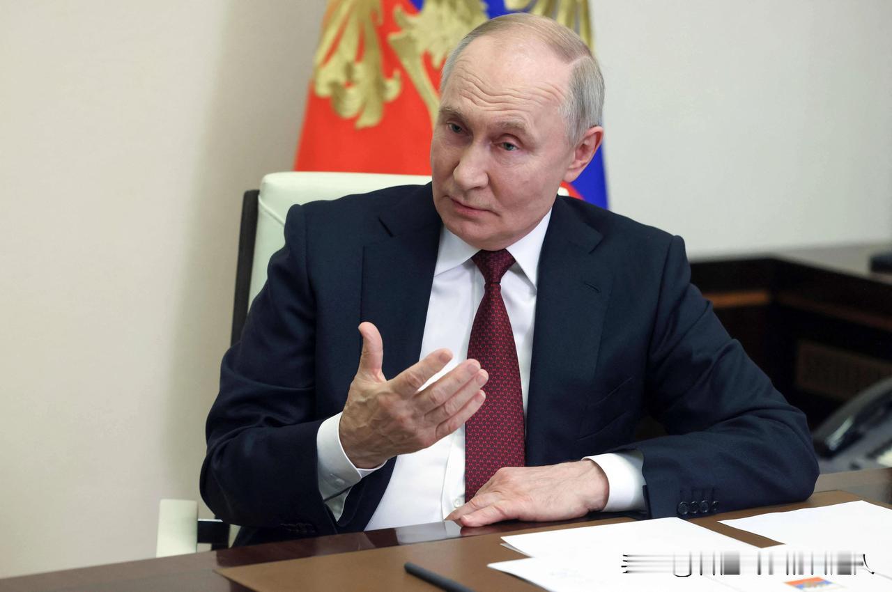 俄罗斯打了四年，终于悟出了一个道理，并转头告诉中国：千万别像我一样陷进泥潭里。如