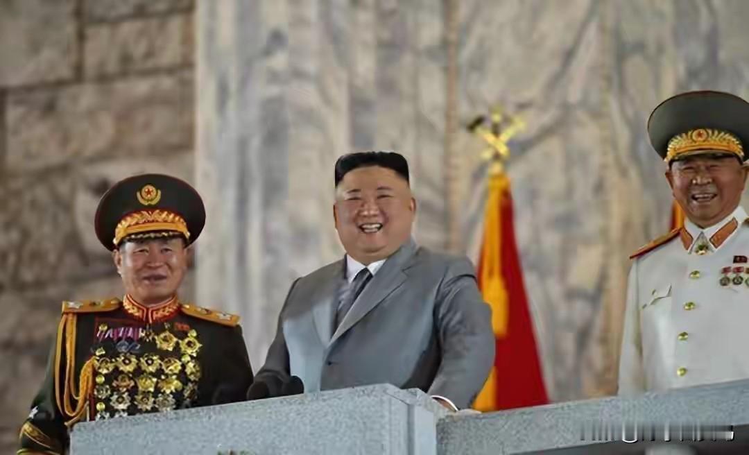十月份的平壤正筹备着80周年的劳动党庆典活动，满大街都挂满了庆祝的标语。在广
