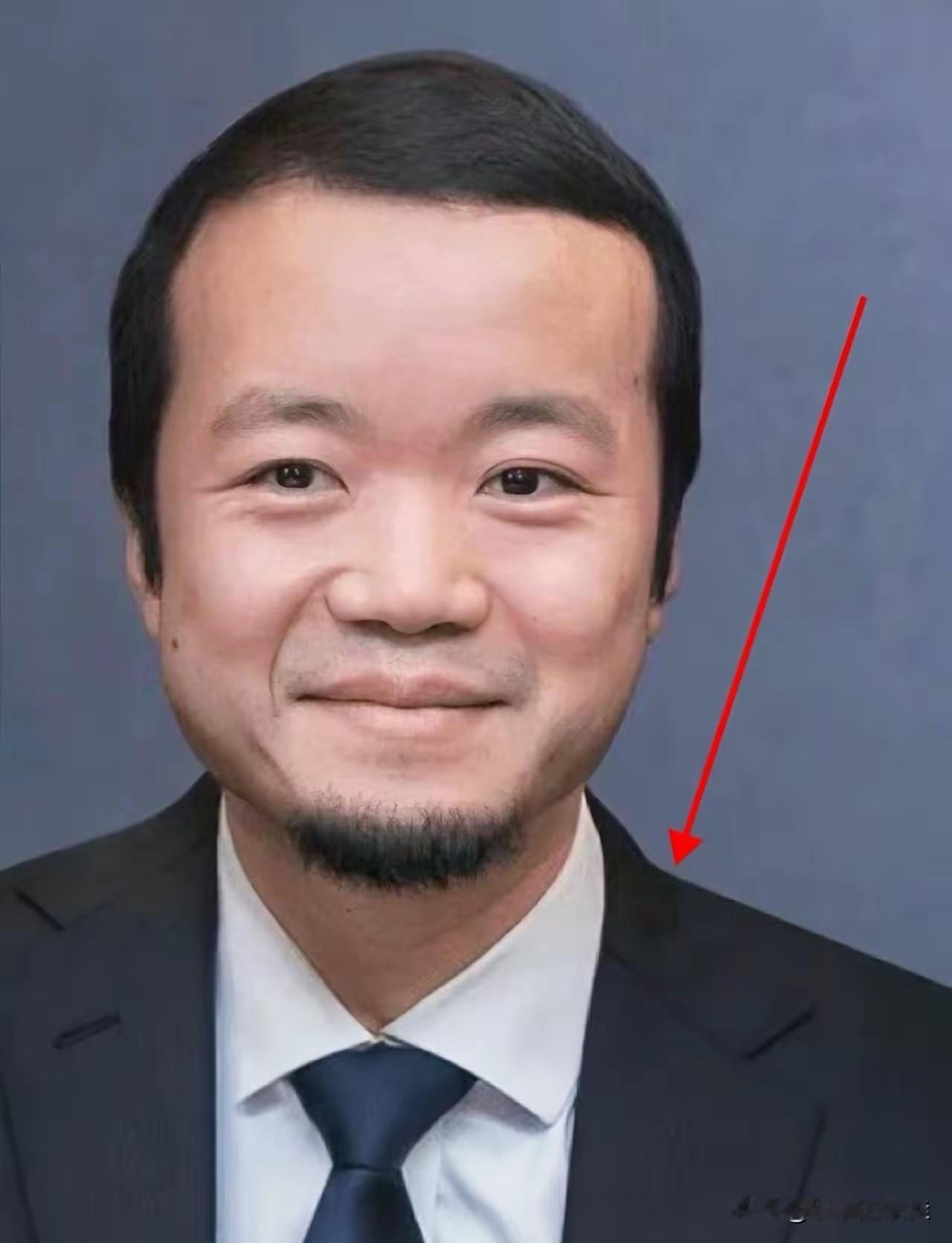 陈志这个人，完全不经扒因为一扒你就会发现，他背后根本不是什么正经商人。福建小