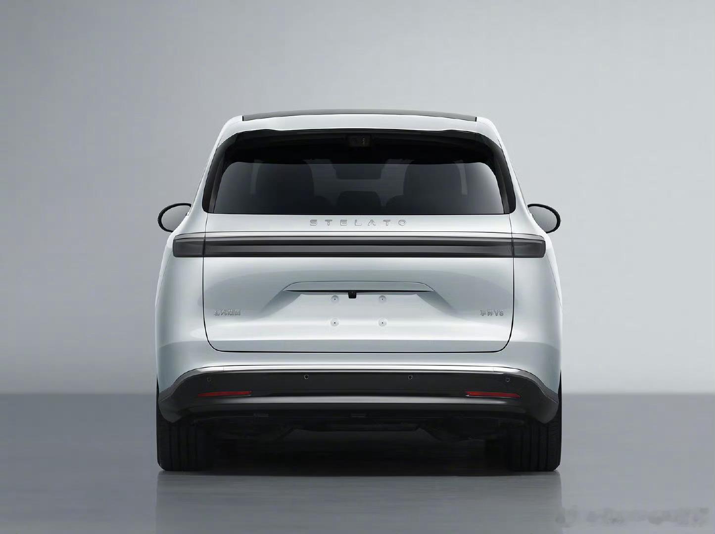 享界V8，怎么一股理想i系列的味道享界v8亮相工信部