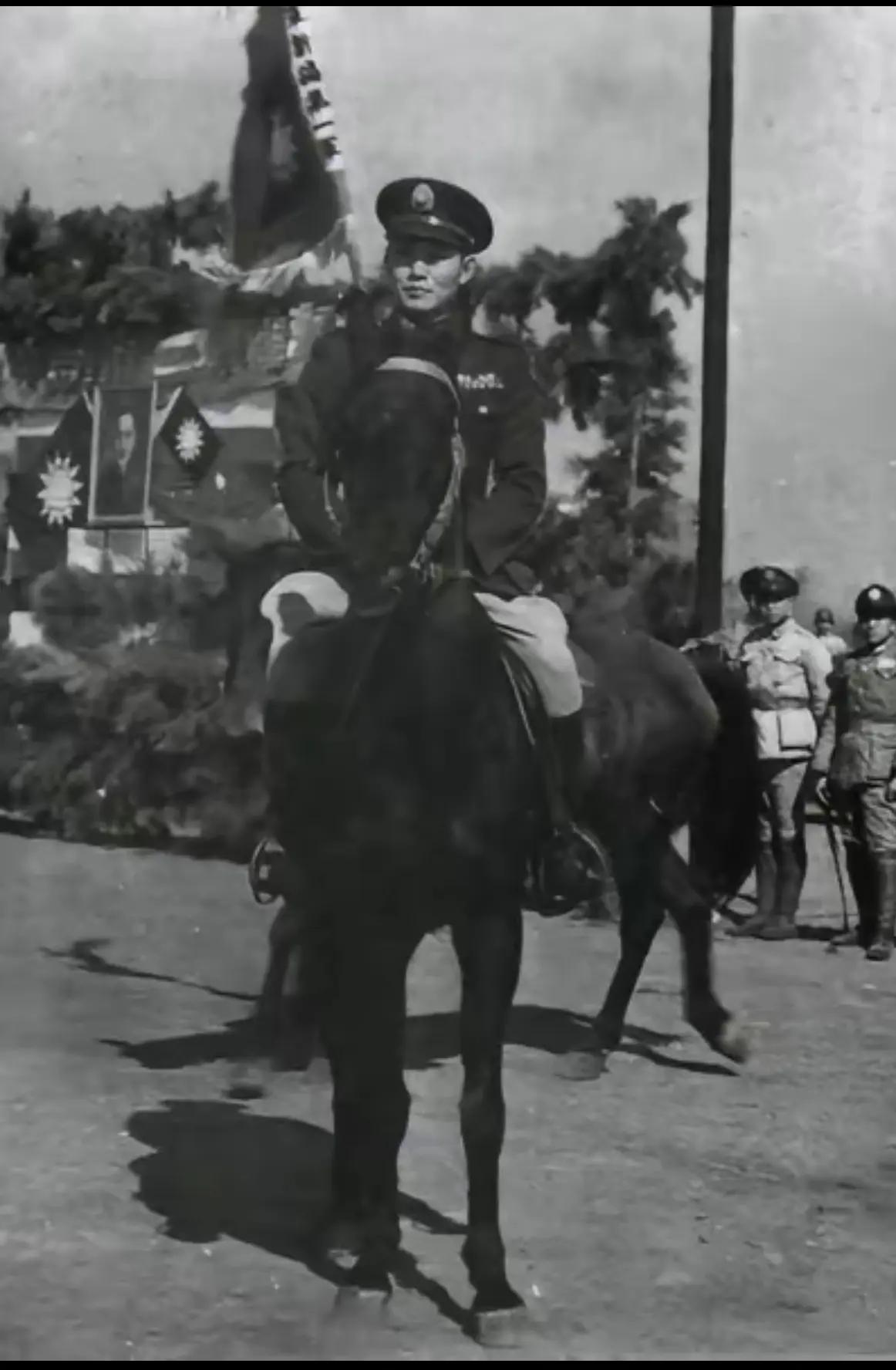 近日,孙立人将军的次子孙天平正式向大陆提出申请,拟将孙立人将军的遗骨迁回安徽省庐