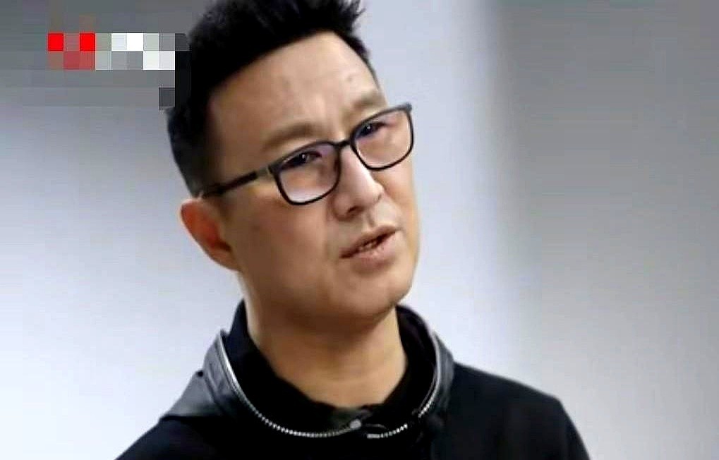 汪峰，我发现他身上有一个问题，一开始是我觉得他很渣，可是，现在我