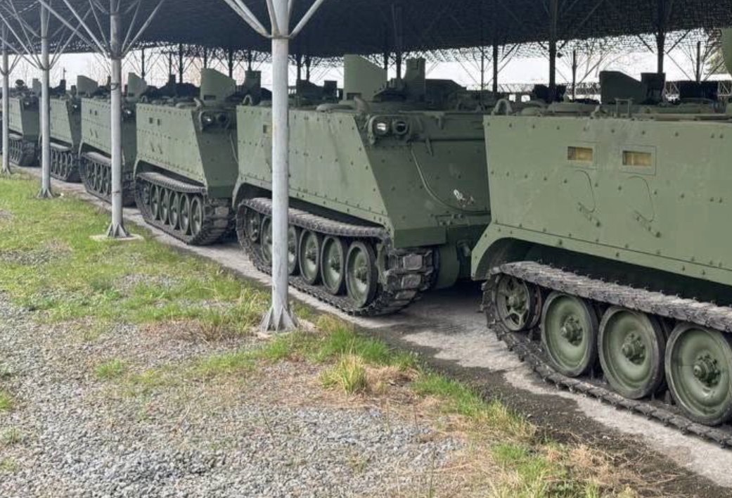 据报道，意大利将向乌克兰提供一套由400架M113型装甲运兵车组成的大型
