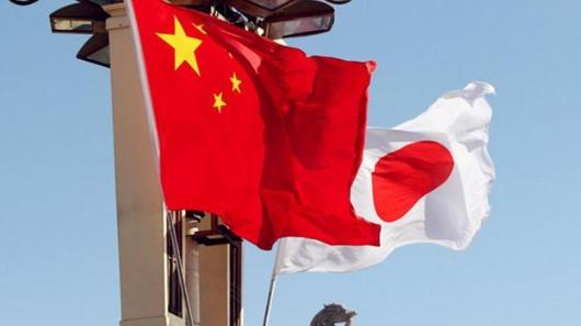 戳中日本死穴了！之前日本对于我国的稀土和航母制裁，根本不当回事，现在这一下，彻底