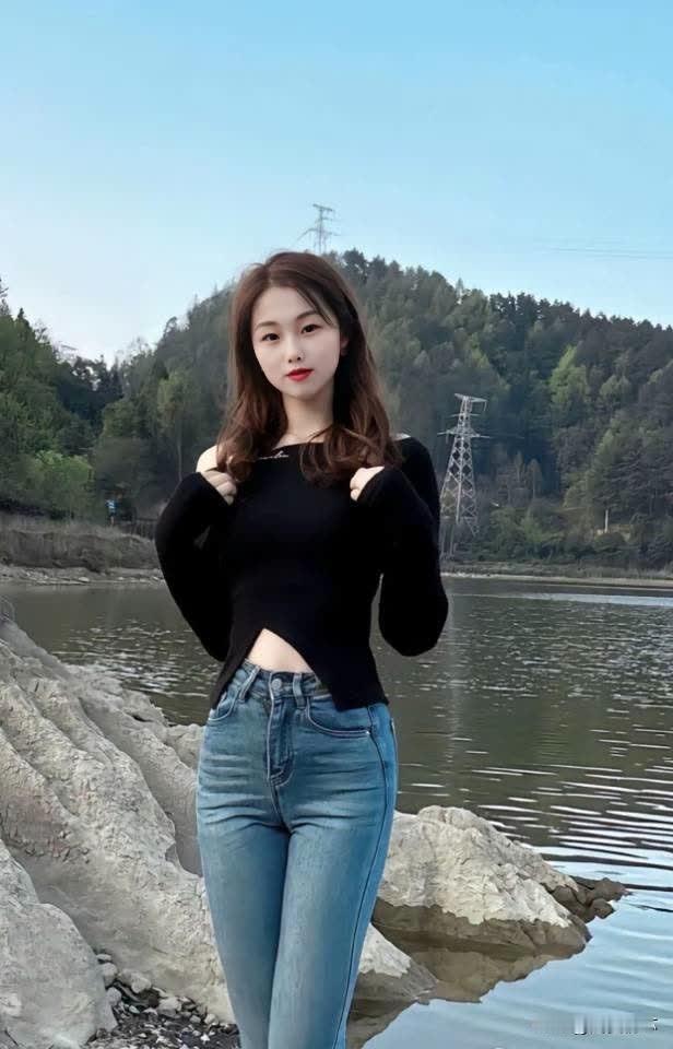 “时间在过滤不属于你的东西人生注定不圆满，求而不得，也未必是遗憾”人生在世,