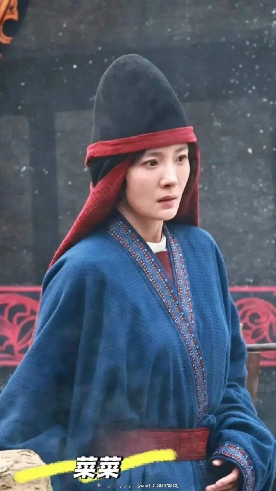 杨幂新剧路透看起来大事不妙,粉丝降低期待吧