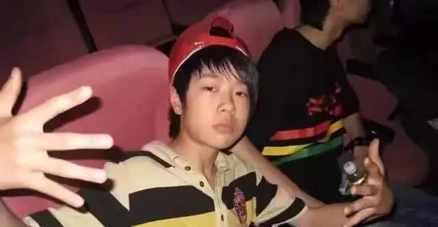 我说这个是王一博小时候，会不会有人不信！今天是儿童节，就看小一博。我看出