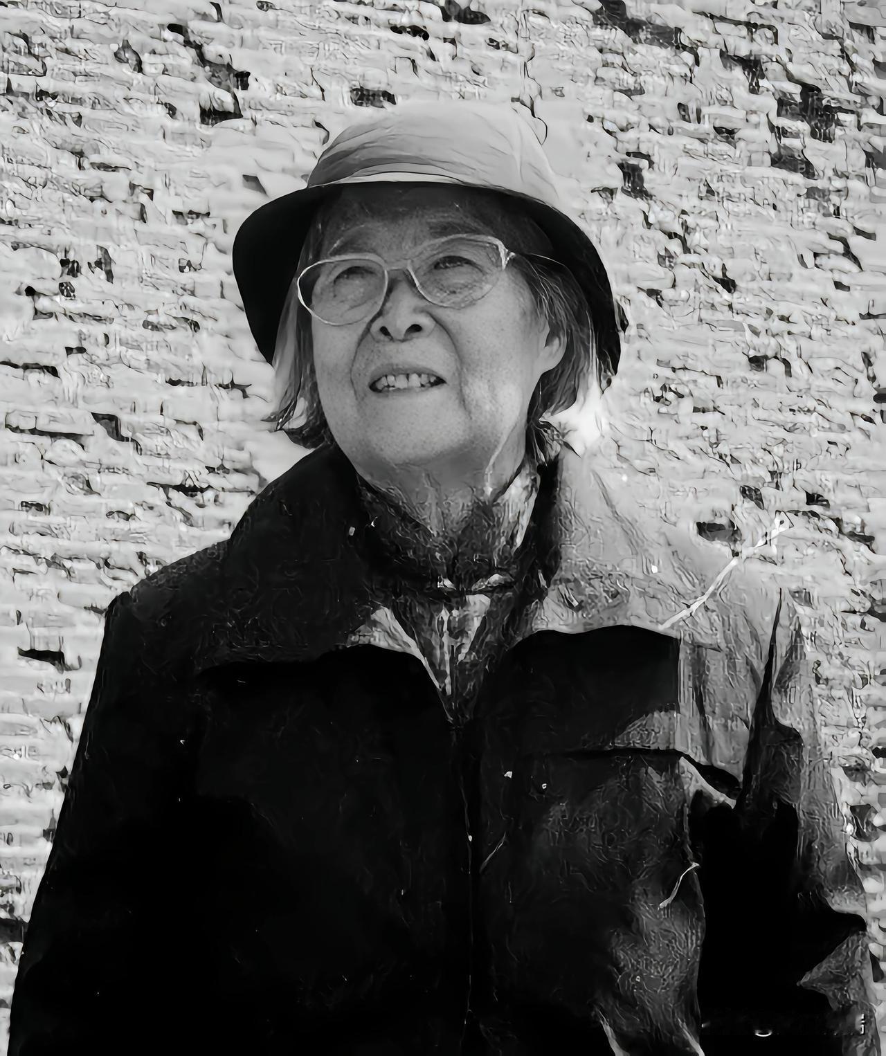 1951年傅作义长女申请入朝，陈赓看完赴朝名单直接拍桌子放话：她要是牺牲了，一个