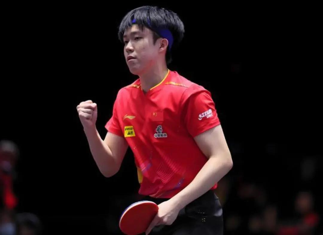 很多人认为男团的天要塌了，但实际上还是有转机的，这个人不是王楚钦，毕竟王楚