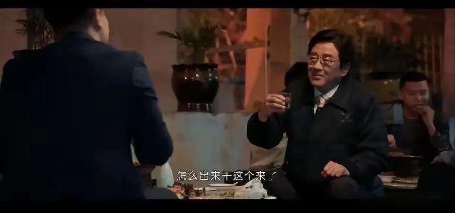 《以法之名》终于捋清了了当年“131”枪击案的来龙去脉。当年禹天成远走他乡，不再