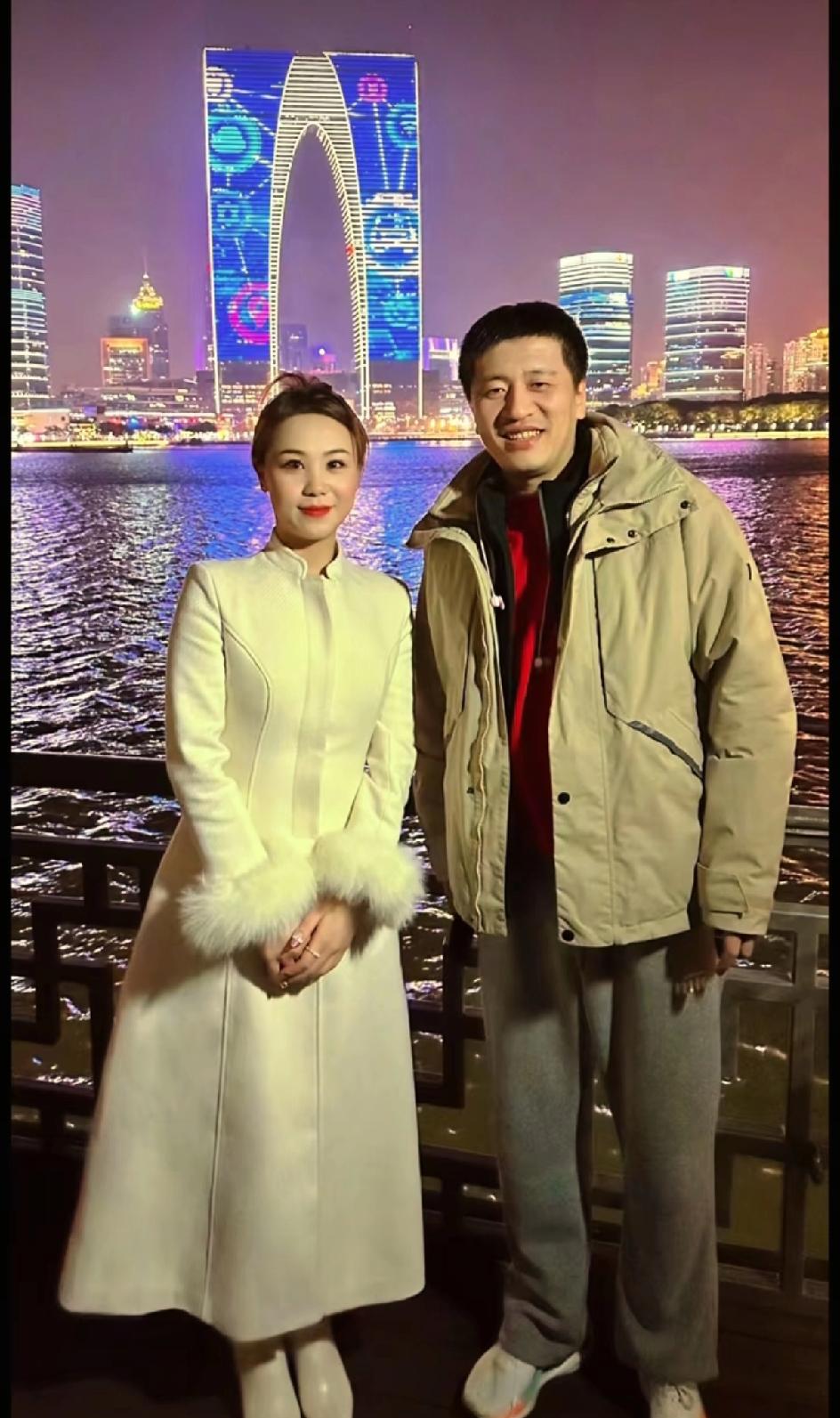 张老师离世后，他的身后有几位老师都开启了直播，武亮老师，大雷老师，小郭老师，邵老