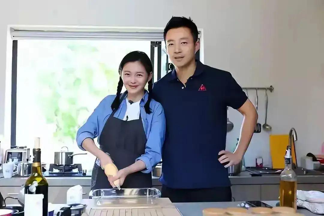 你们应该看过她的综艺节目吧！和汪一起上的那个，我是说一个男人要是在节目上演，肯定