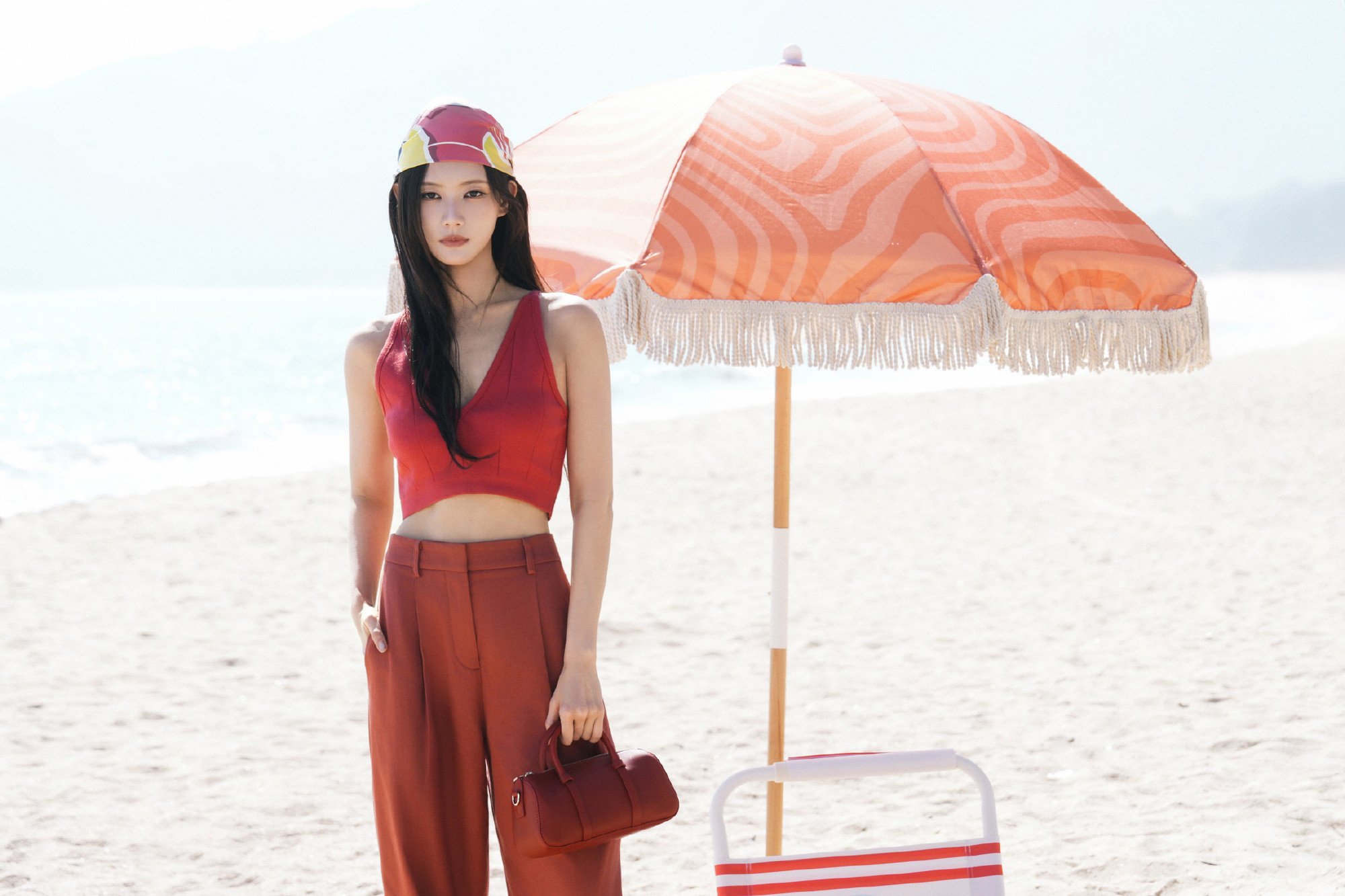 1.李一桐、陈鑫海主演的古装奇幻爱情剧《古乐风华录》暂定4月下旬上线。2.王俊