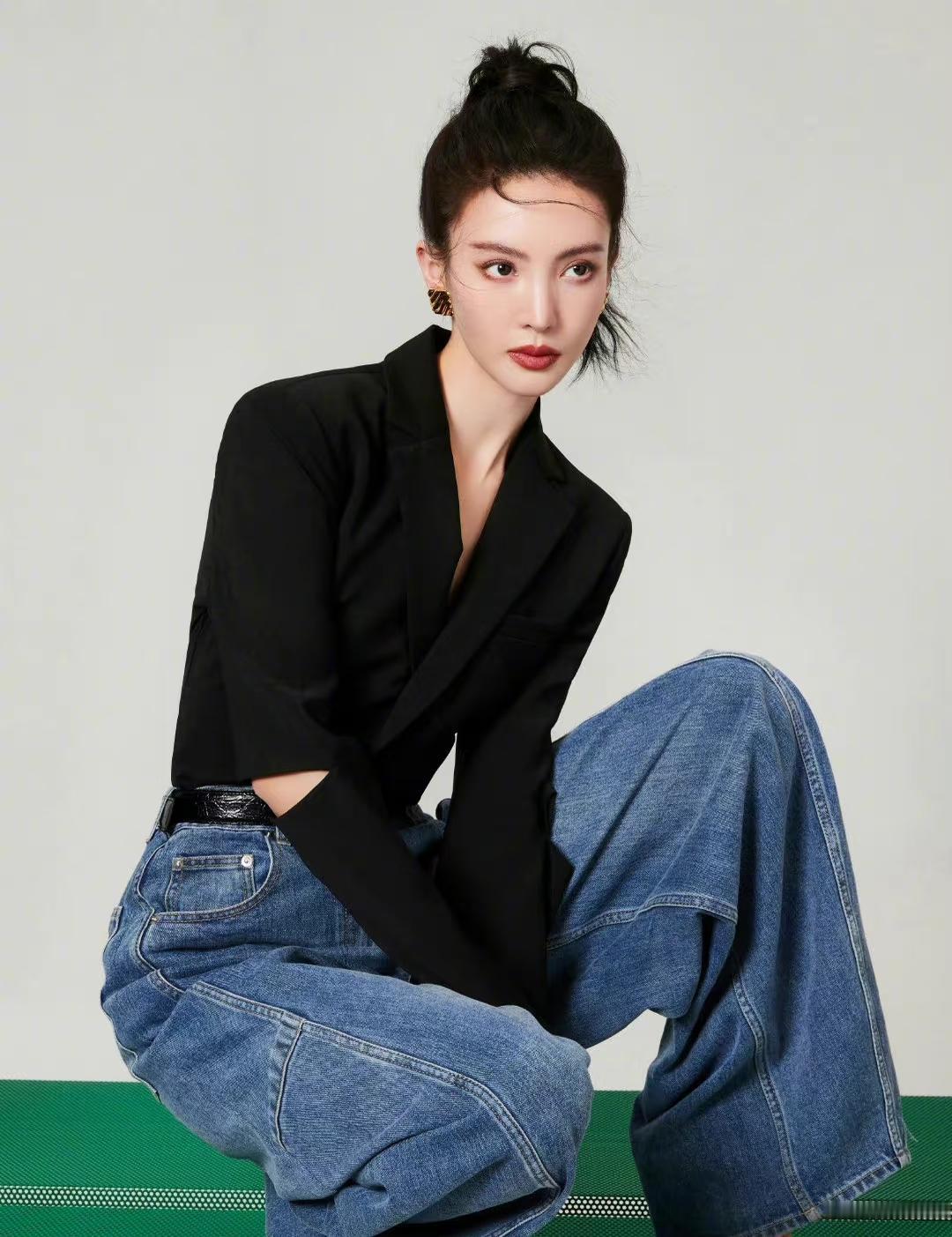 看了一下金晨剩余的待播作品竟然有这么多！目前金晨待播剧有和黄轩的电视剧《不为