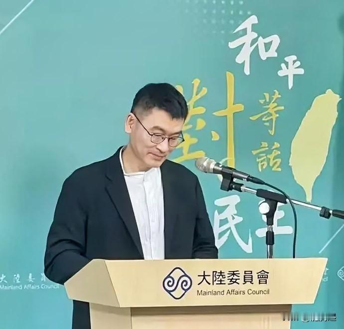 台湾陆委会近日称：“台湾从未被中华人民共和国统治过”，人民日报曾发文批驳：中华人