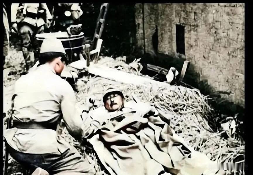 1938年，万家岭大捷，日本陆军中将松浦淳六郎奄奄一息的画面，当时松浦淳六郎率领