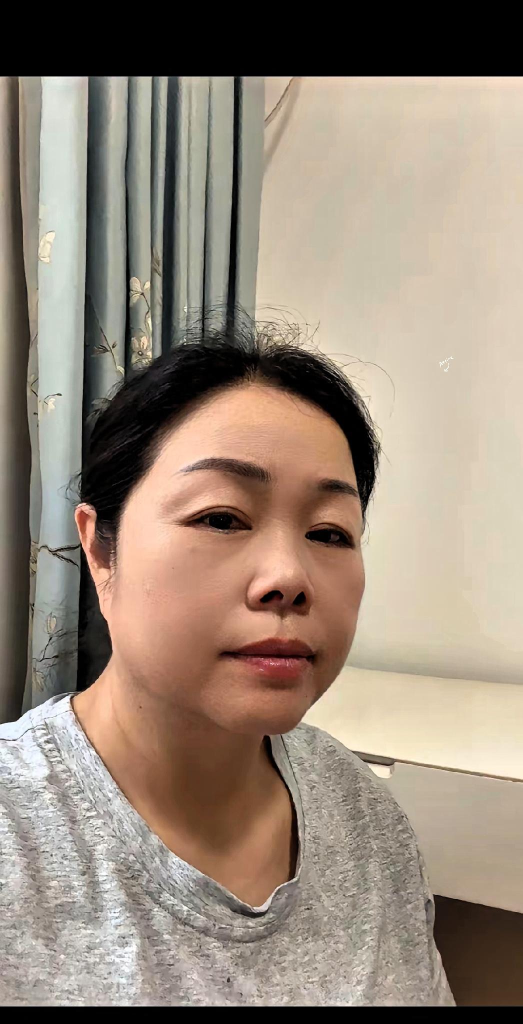没文化的女人千万不要娶，我弟弟娶了个250。一个头脑简单，四肢发达的女人，她有人