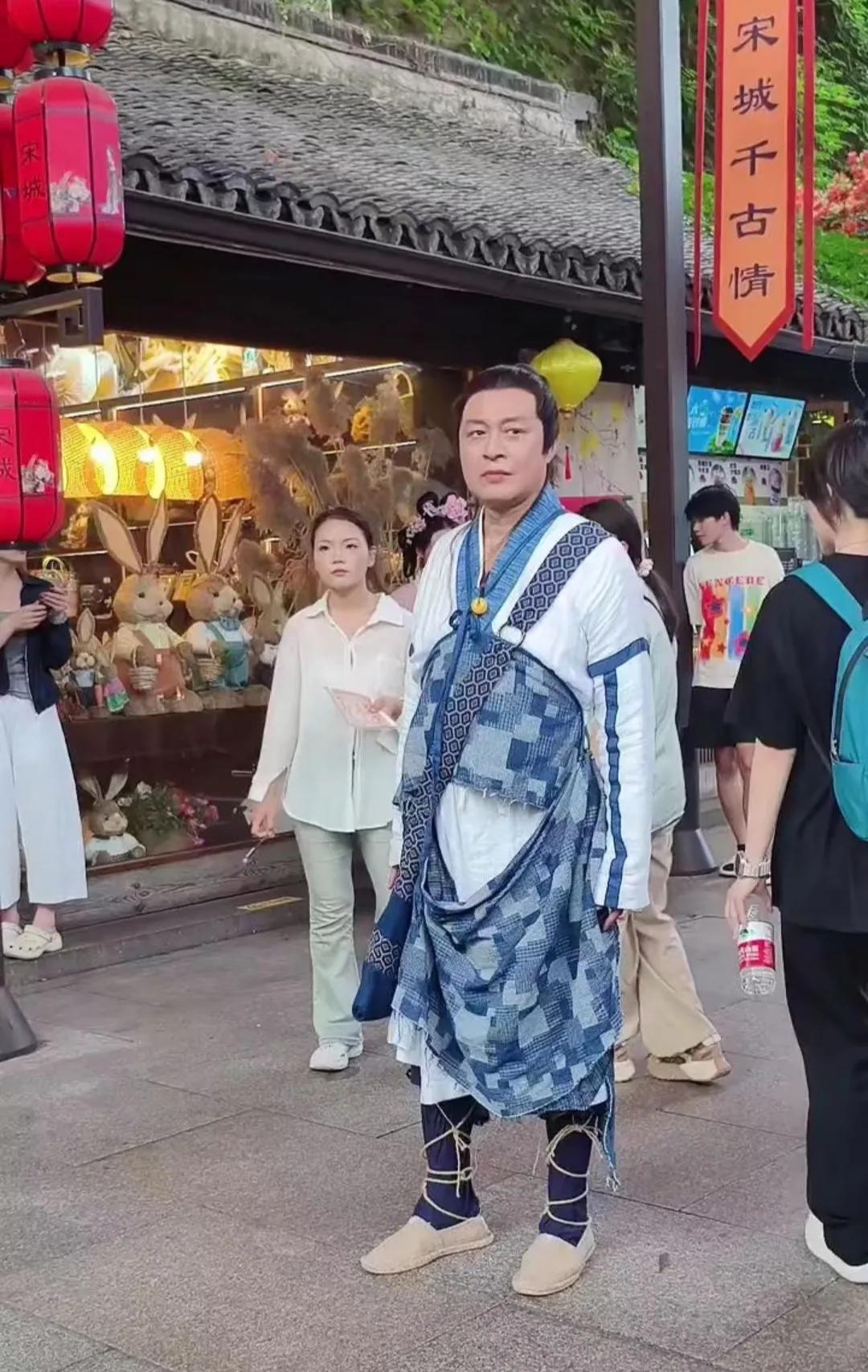 马景涛的情况告诉我们一个道理，那就是年轻的事，一定要多努力，好好奋斗，好好拼搏，