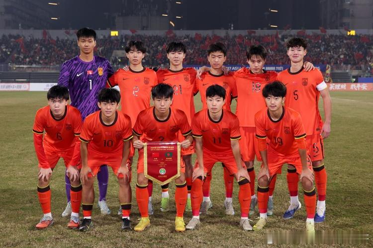 U17亚洲杯小组赛第二轮U17国足将交手日本U17。据日媒“Gekisaka”报