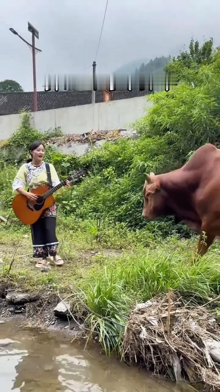 有人。