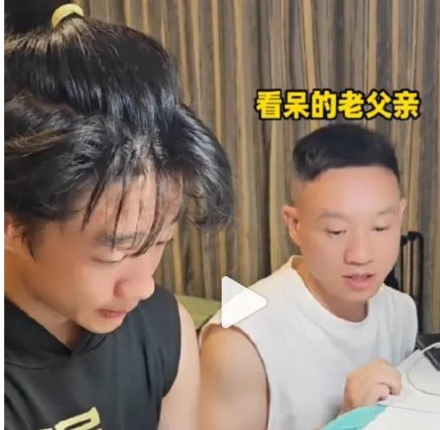 【奥运冠军也遭“计算器暴击”！杨威被儿子千元神器卷到懵圈】8月25日杨威发视频