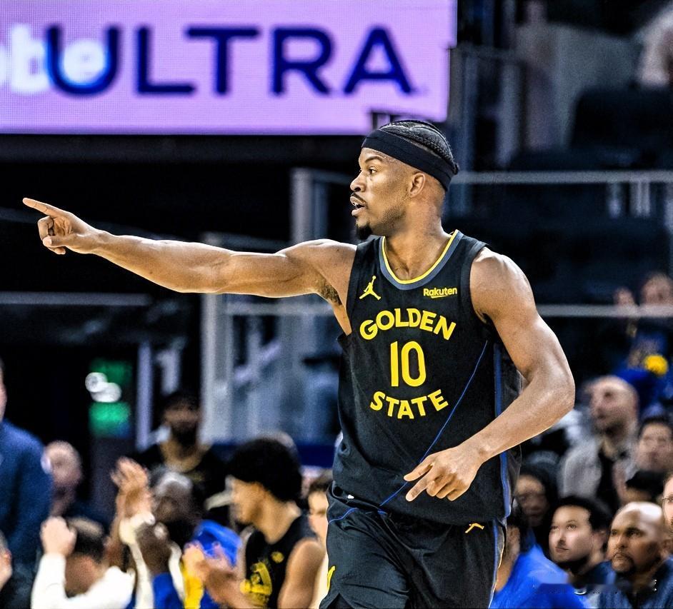 勇士的“天塌了”！根据名记Shams的报道，巴特勒遭遇右膝前交叉韧带撕裂，赛季报