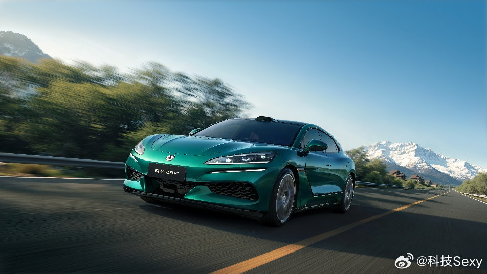 全新腾势Z9GT纯电续航1036公里就在今天，比亚迪闪充技术先锋之作——全新腾势