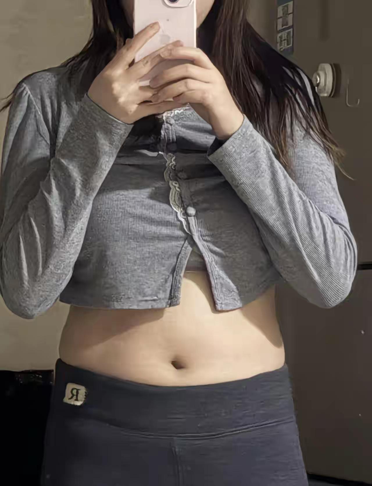 为什么有的女孩人走到哪里都能吸引男人！没有哪个女人天生丽质，拥有完美的身材，好身