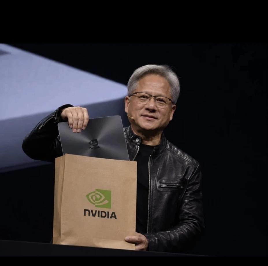 断供4年后，中国AI芯片发展情况：1.华为昇腾：约50%2.AMD：