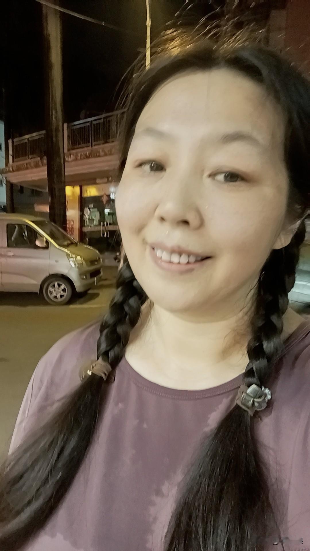一位得道高僧说：“你永远都不需要操心自己的命运，只要控制好当下的每一个念头，无论