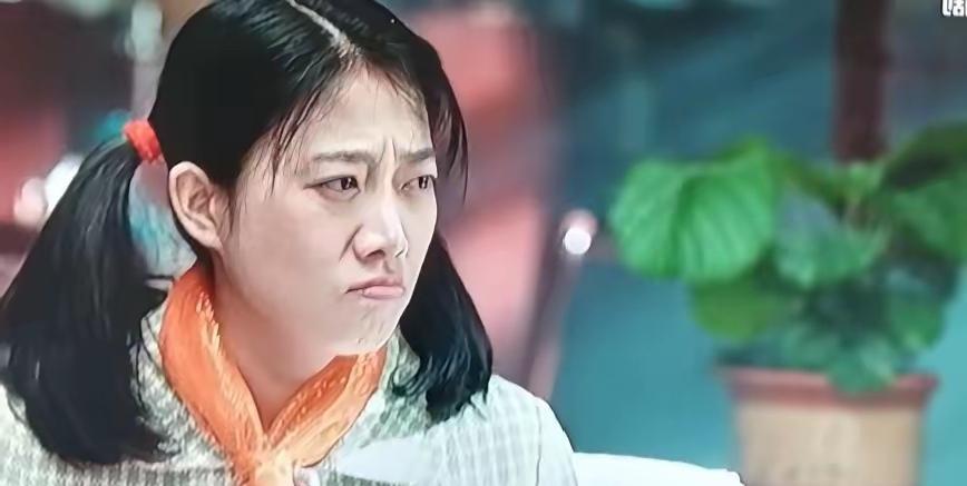 追剧《依依向北风》乔正君母子这次总算做对了一件事!刘天瑶在她母